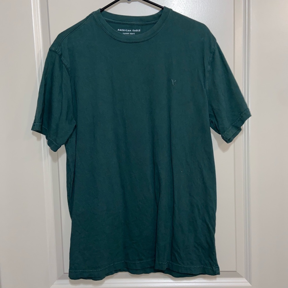 American eagle t shirt